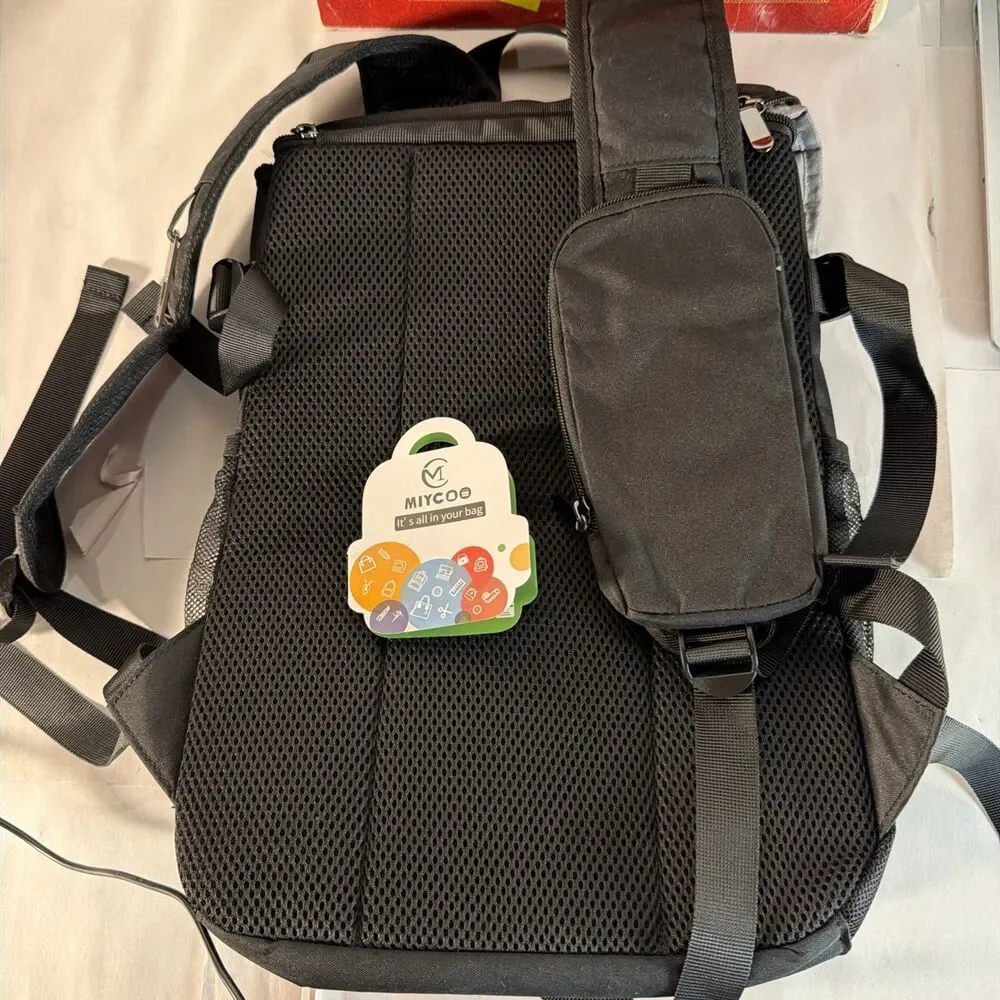 Miracol Hydration Backpack with Storage Pockets
